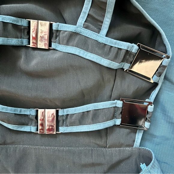 Bec & Bridge Blue Buckle Midi Dress 👗 - Picture 7 of 7